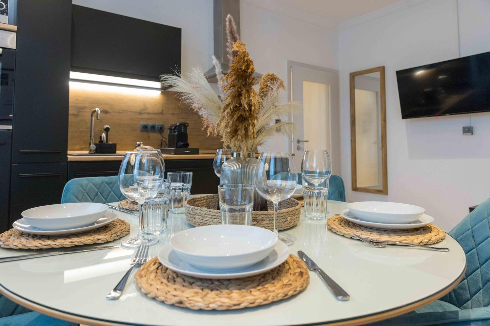 Schillerapartment Hof, Kueche, 24H Digital-Checkin, Parkplatz, Wlan250Mbit Hof  Zewnętrze zdjęcie
