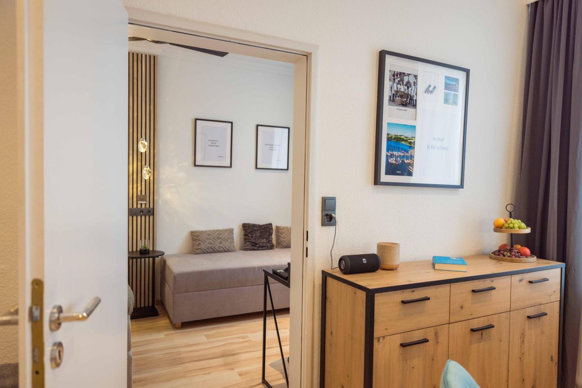 Schillerapartment Hof, Kueche, 24H Digital-Checkin, Parkplatz, Wlan250Mbit Hof  Zewnętrze zdjęcie
