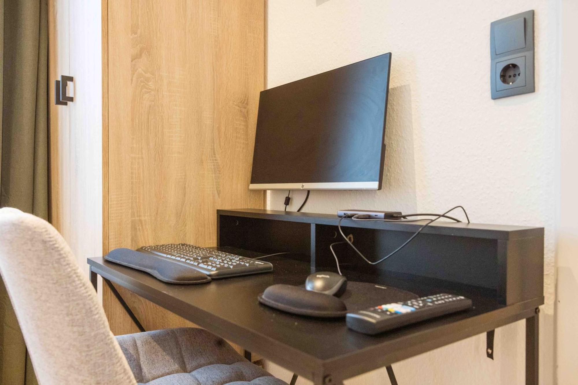 Schillerapartment Hof, Kueche, 24H Digital-Checkin, Parkplatz, Wlan250Mbit Hof  Zewnętrze zdjęcie