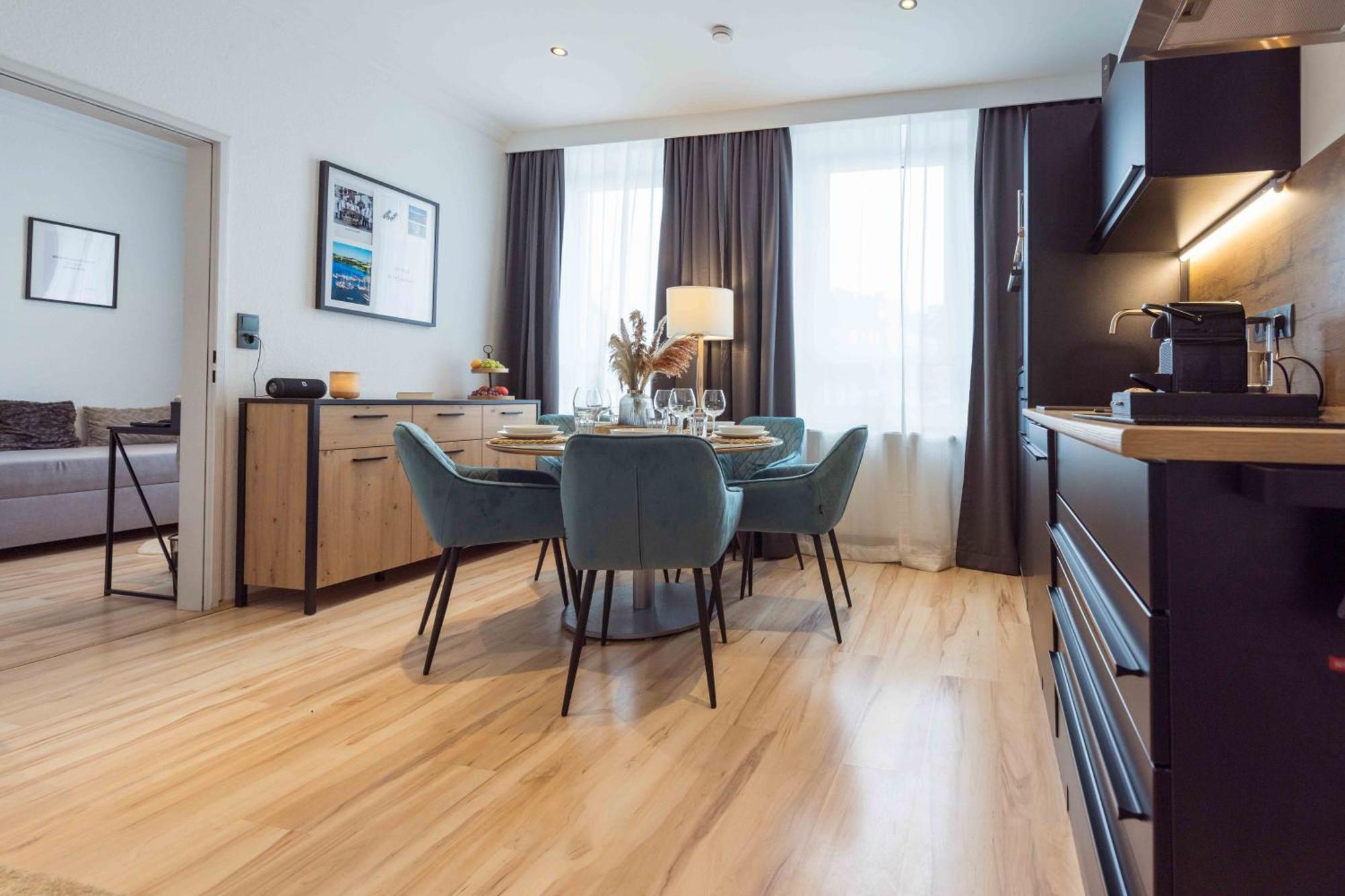 Schillerapartment Hof, Kueche, 24H Digital-Checkin, Parkplatz, Wlan250Mbit Hof  Zewnętrze zdjęcie