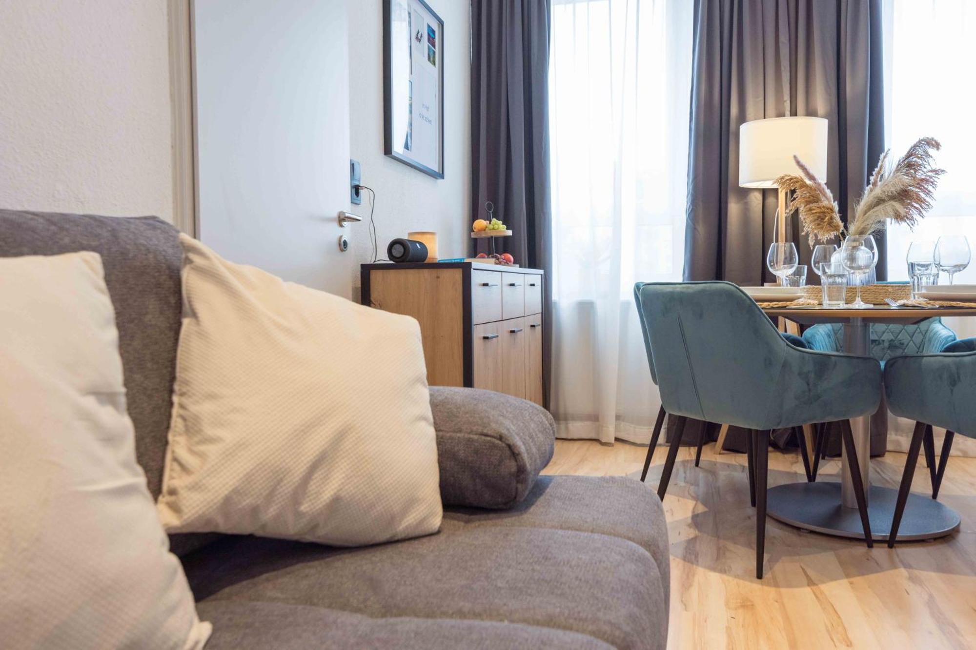 Schillerapartment Hof, Kueche, 24H Digital-Checkin, Parkplatz, Wlan250Mbit Hof  Zewnętrze zdjęcie