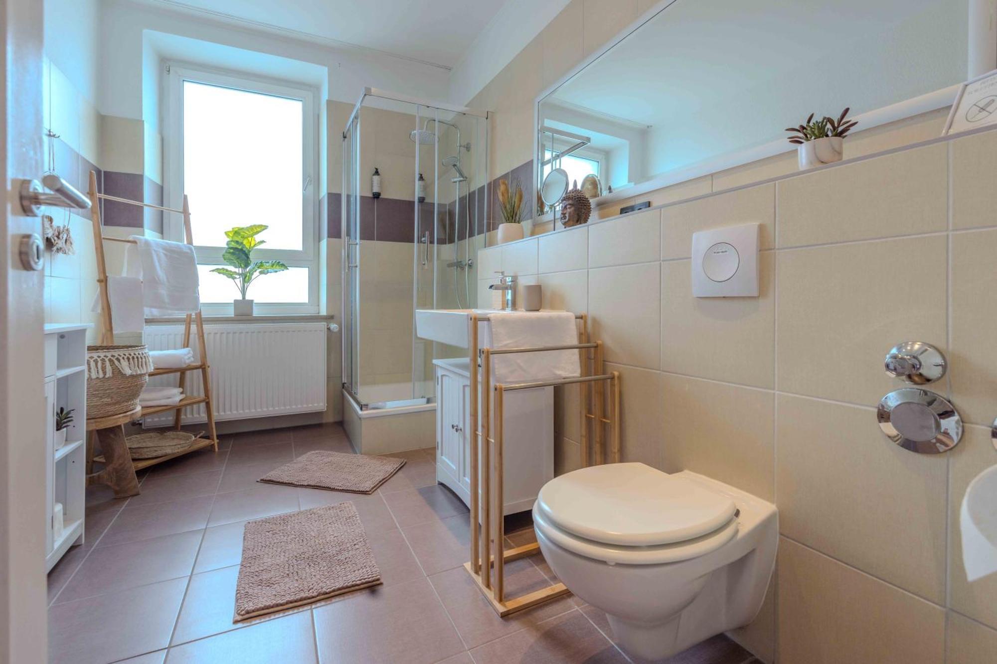 Schillerapartment Hof, Kueche, 24H Digital-Checkin, Parkplatz, Wlan250Mbit Hof  Zewnętrze zdjęcie